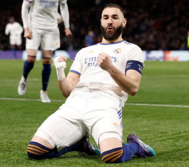 b体育入口-【数说】本泽马创造2纪录+连帽第2人 皇马破两魔咒